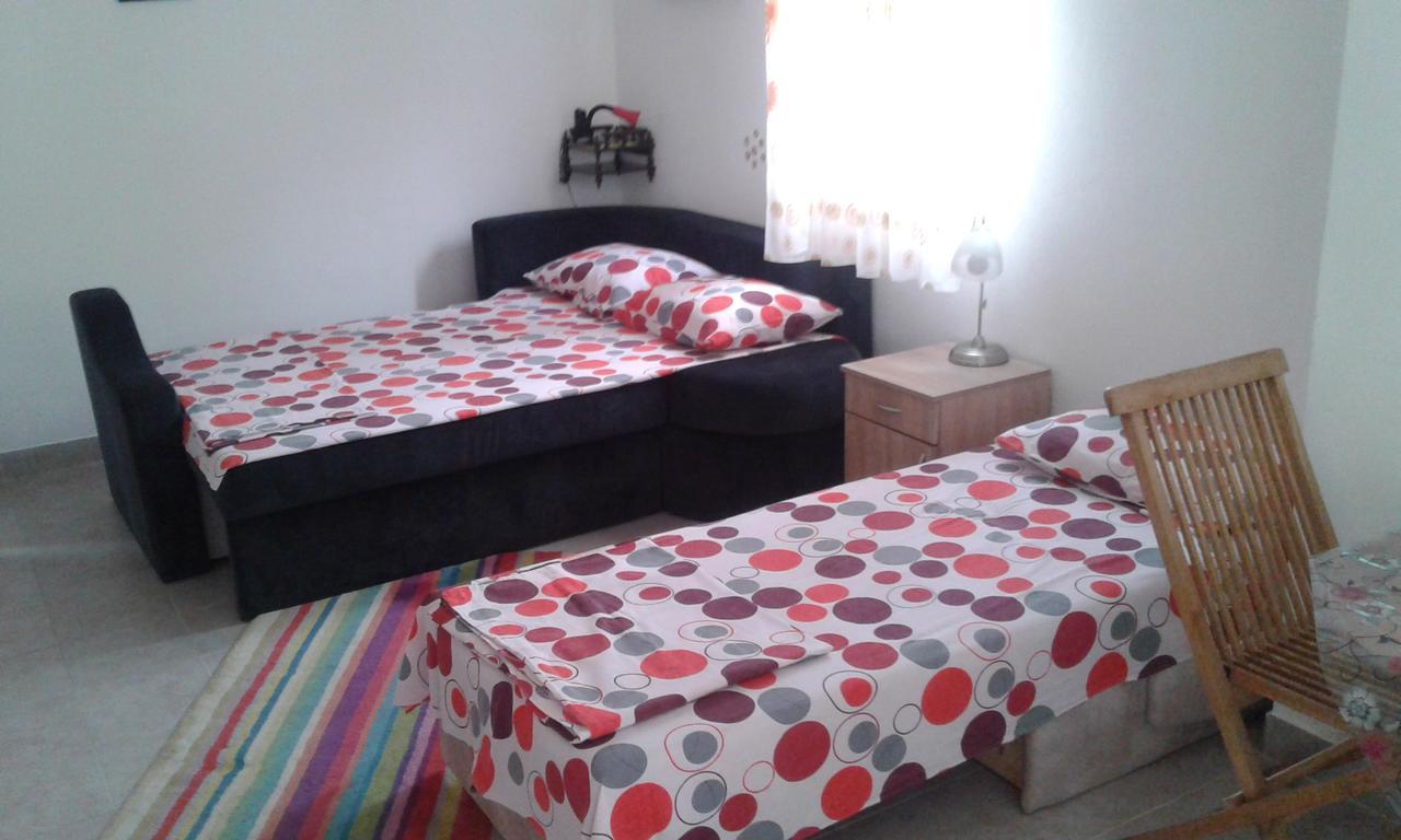 Danijela Apartmani Canj Luaran gambar